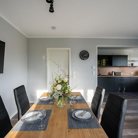 Cozy City Dream Apartment Mit Terrasse Und Parkplatz - 90M² دريسدن المظهر الخارجي الصورة
